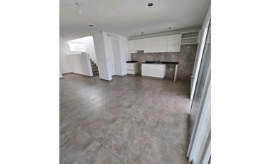 DOCTA - DUPLEX 3 DORM 3 BAÑOS CALEF CENTRAL, PILETA!