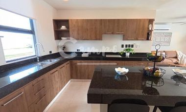 Casa de 2 piso, 4 recamaras en privada en Cholul Yucatan  Preventa abril 2026