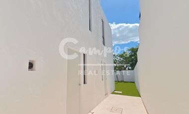 Casa de 2 piso, 3 recamaras en privada en Cholul Merida  Preventa junio 2026