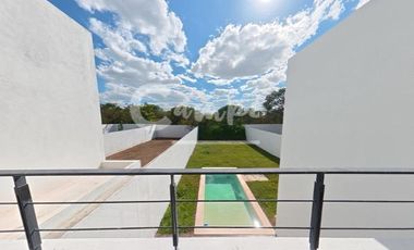 Casa de 2 piso, 4 recamaras en privada en Cholul Yucatan  Preventa marzo 2026