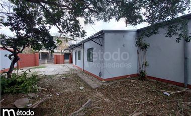 Casa - B° Apipe - Benavidez N° 197 esq. Argerich