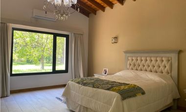 Chacra de 1 ha en venta en barrio cerrado el chamical