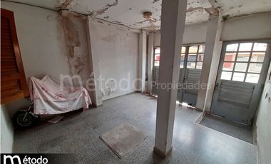 Casa en Venta - Corrientes Cap. - 4 Dorm. - Larrea N° 500 - Lag. Seca