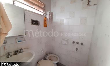 Casa en Venta - Corrientes Cap. - 4 Dorm. - Larrea N° 500 - Lag. Seca