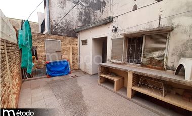 Casa en Venta - Corrientes Cap. - 4 Dorm. - Larrea N° 500 - Lag. Seca