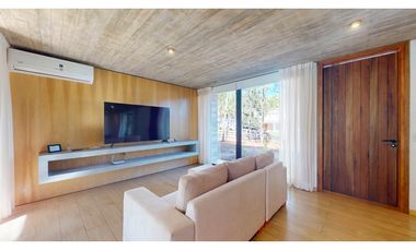 Vendo Moderna Casa  en Pinamar – Zona lamos – Diseño y Confort