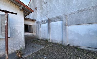 Casa a reciclar en el barrio Dalmine Viejo