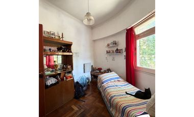 3 AMBIENTES CON BALCON - 2DO POR ESCALERA - MUY LUMINOSO!