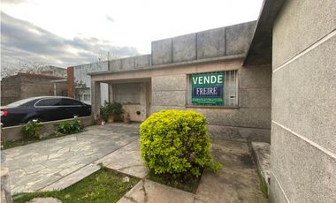 Casa en venta en barrio el trebol, Lujan