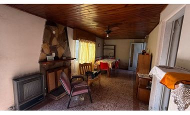 Casa en venta en barrio el trebol, Lujan