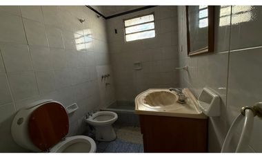 Casa en venta en barrio el trebol, Lujan