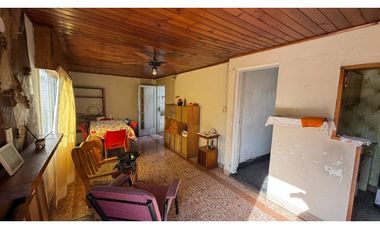 Casa en venta en barrio el trebol, Lujan