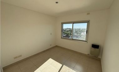 Departamento sobre Lavalle y French a la venta