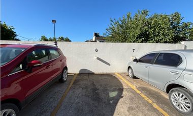 Departamento sobre Lavalle y French a la venta