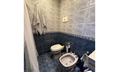 PH entrada independiente - Quincho-Terraza y Cochera cubierta