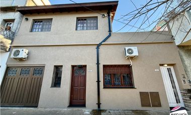 PH entrada independiente - Quincho-Terraza y Cochera cubierta