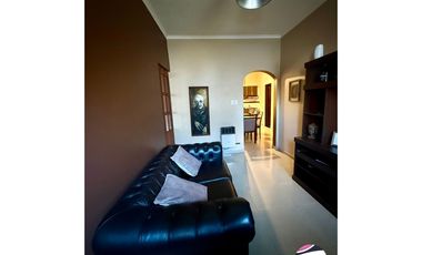 PH entrada independiente - Quincho-Terraza y Cochera cubierta