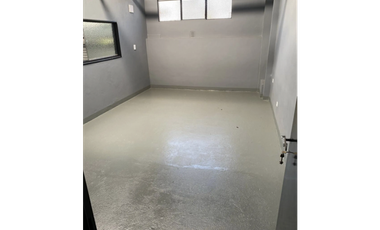 IMPECABLE GALPON A NUEVO - MATADEROS