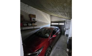 B° San Salvador! 3 dorm, amplia, toda PB!