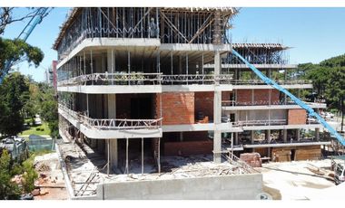 Departamento en Pozo 3 amb/ con cochera. FINANCIACION