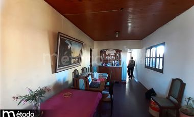 Casa en Venta - Corrientes Cap. - 2 Dorm. - B° Profesionales