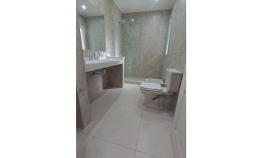VENDO CASA A ESTRENAR  4 AMB EN ALAMOS PINAMAR