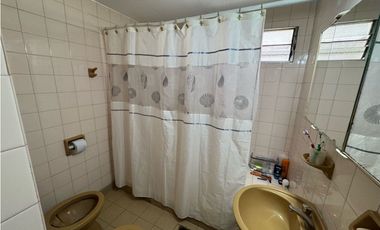 Departamento a metros de Av. Rocca en venta