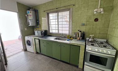 Departamento a metros de Av. Rocca en venta