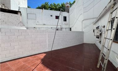 Departamento a metros de Av. Rocca en venta