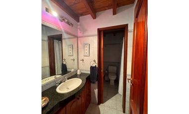 Casa multifamiliar centrica en venta
