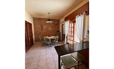Casa multifamiliar centrica en venta