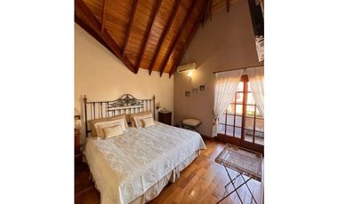 Casa multifamiliar centrica en venta
