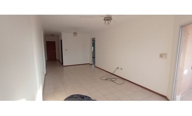 DEPARTAMENTO CON PISCINA Y PARRILLA