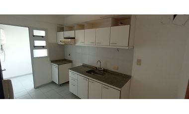 DEPARTAMENTO CON PISCINA Y PARRILLA