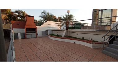 DEPARTAMENTO CON PISCINA Y PARRILLA