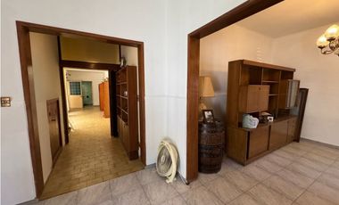 Casa a Metros de Av. Mitre en venta