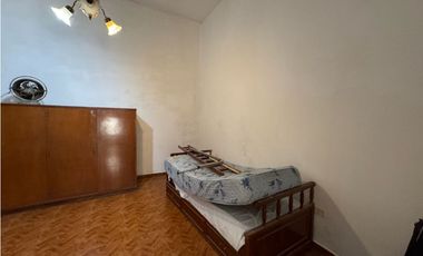 Casa a Metros de Av. Mitre en venta