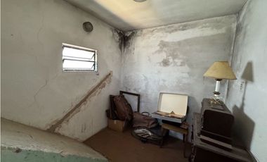 Casa a Metros de Av. Mitre en venta