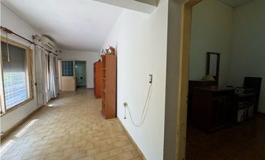 Casa a Metros de Av. Mitre en venta