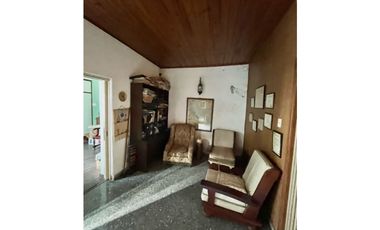 Casa en venta en pleno centro y cerca de zonas deportivas