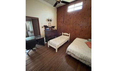 Casa en venta en pleno centro y cerca de zonas deportivas