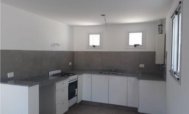 SALDAN - 3 UNIDADES 2 DORM 2 B - PATIO - EXCELENTE