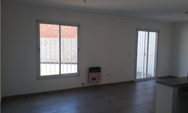 SALDAN - 3 UNIDADES 2 DORM 2 B - PATIO - EXCELENTE