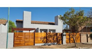 SALDAN - 3 UNIDADES 2 DORM 2 B - PATIO - EXCELENTE