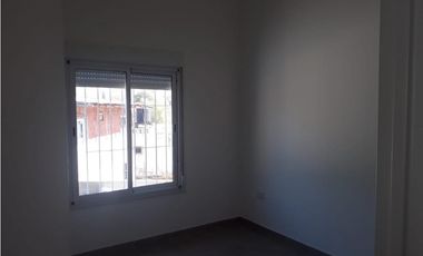 SALDAN - 3 UNIDADES 2 DORM 2 B - PATIO - EXCELENTE