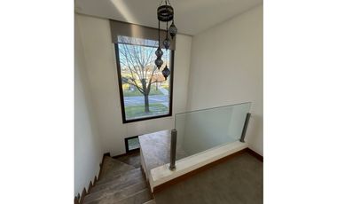 EXCELENTE PROPIEDAD EN TERRAVISTA!!!!