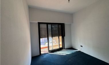 Casa en venta a metros de Av. Mitre