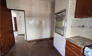 Casa en venta a metros de Av. Mitre