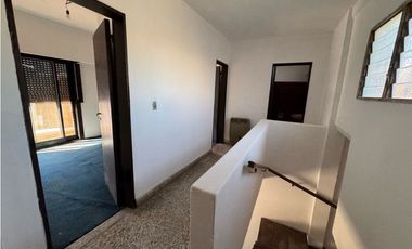 Casa en venta a metros de Av. Mitre