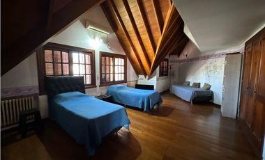 Casa en venta con excelente ubicacion